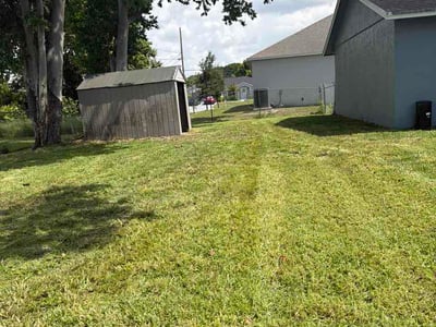 Lawn Care service in Riviera Beach, 33404
