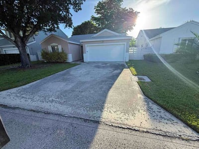 Lawn Care service in Opa Locka, 33054