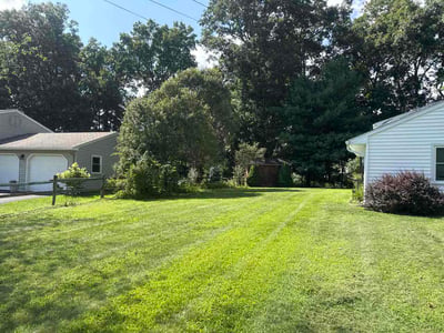 Lawn Care service in Wallingford, 06492