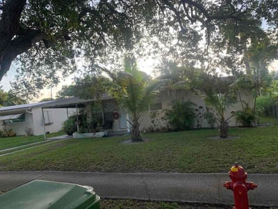 Lawn Care service in Hollywood, 33020