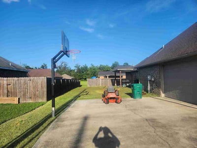 Lawn Care service in Sulphur, 70663