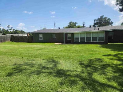 Lawn Care service in Lake Charles, 70601