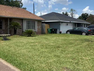 Lawn Care service in Brownsville, 78520