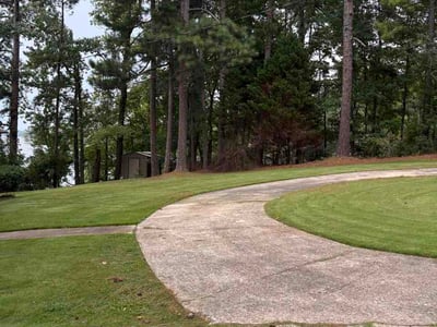 Lawn Care service in Phenix City, 36867