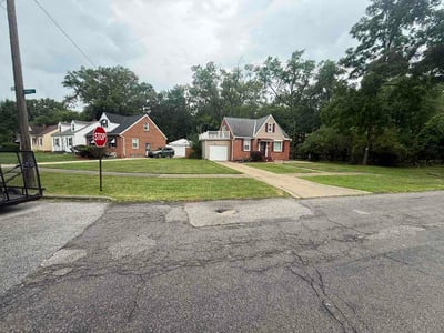 Lawn Care service in Maple Heights, 44137