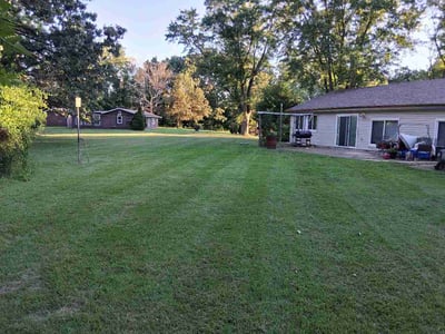 Lawn Care service in Fallbrook, 92028