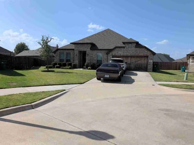 Lawn Care service in Waxahachie, 75165