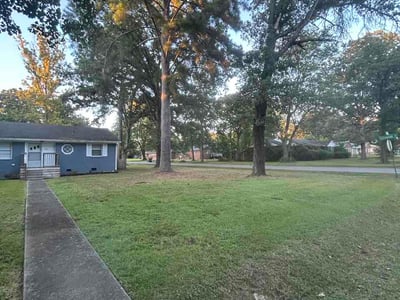 Lawn Care service in Santee, 92071