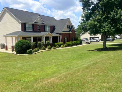 Lawn Care service in Truckee, 96161