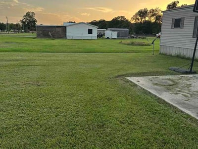 Lawn Care service in Breaux Bridge, 70517