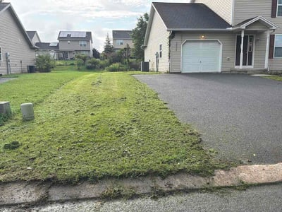 Lawn Care service in Chambersburg, 17201