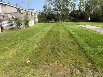 Lawn Care service in Chambersburg, 17201