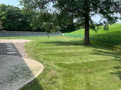 Lawn Care service in Highland Park, 60035