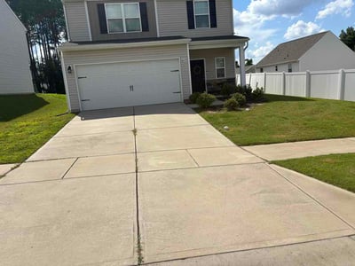 Lawn Care service in Ballantyne, 28277