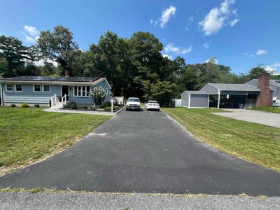 Lawn Care service in Swansea, 02777