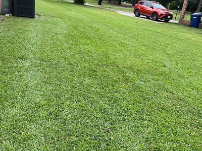 Lawn Care service in Sanford, 04073