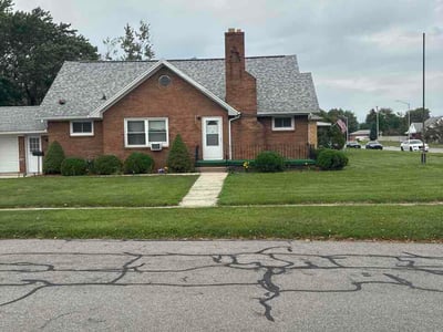Lawn Care service in Sanborn, 14132