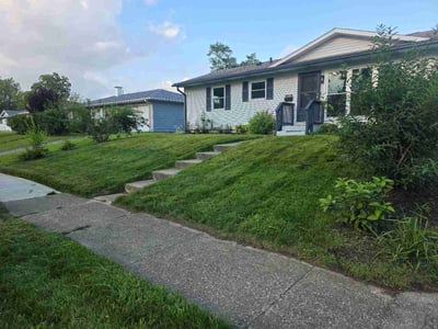 Lawn Care service in Moreno Valley, 92557