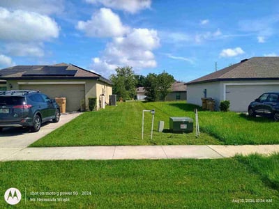 Lawn Care service in Tuscon, 85705