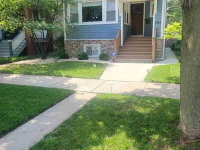 Lawn Care service in Oak Park, 60302