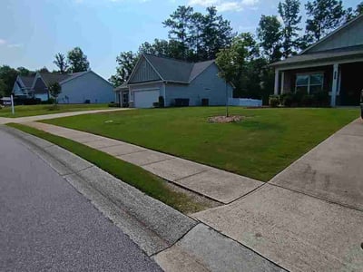 Lawn Care service in Calera, 35040