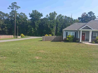 Lawn Care service in Ocean Isle Beach, 28469
