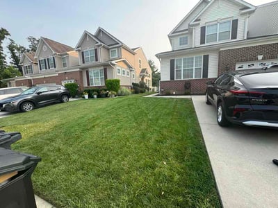 Lawn Care service in Aberdeen, 21001
