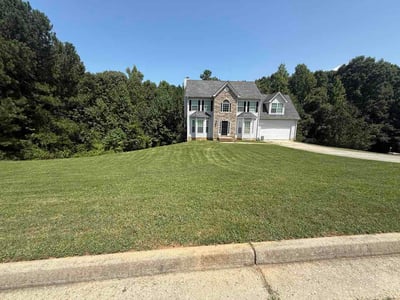 Lawn Care service in Locust Grove, 30248