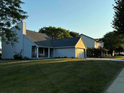Lawn Care service in Oak Creek, 53154