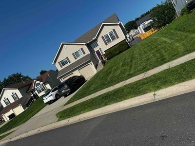 Lawn Care service in Waterloo, 64097