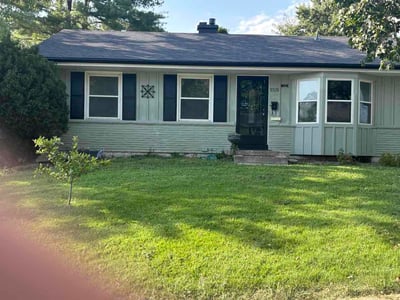Lawn Care service in Waterloo, 64097