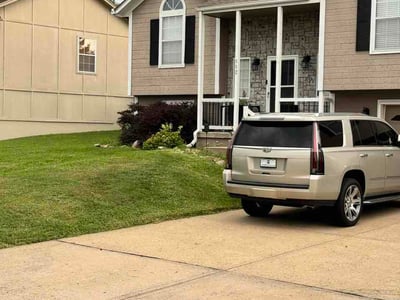 Lawn Care service in Raymore, 64083