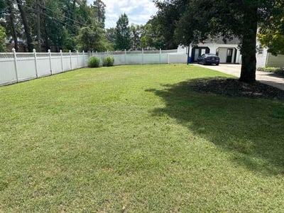 Lawn Care service in Woodford, 22580