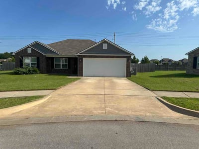 Lawn Care service in Sand Springs, 74063