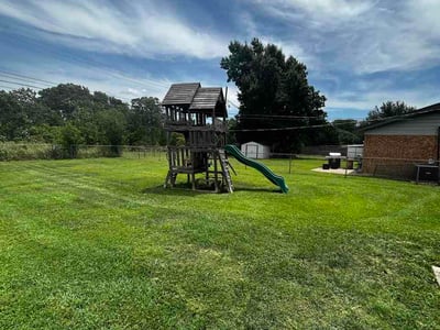 Lawn Care service in Yukon, 73099