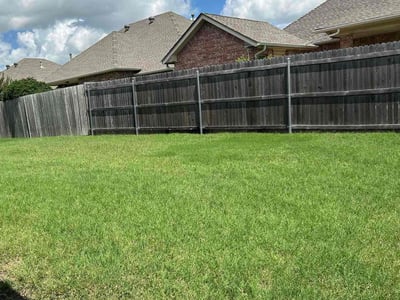 Lawn Care service in Guthrie, 73044