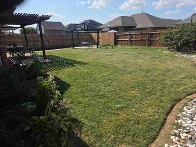 Lawn Care service in Nichols Hills, 73116