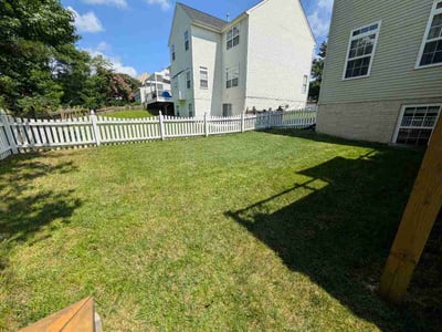 Lawn Care service in Dumfries, 22026