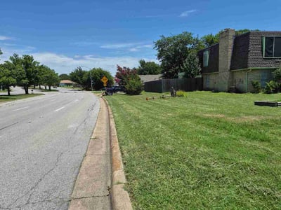 Lawn Care service in Watauga, 76148