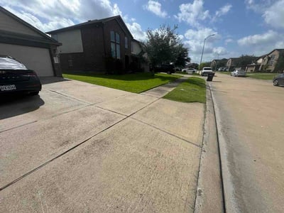 Lawn Care service in La Porte, 77571