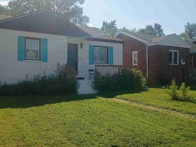 Lawn Care service in Gary, 46402