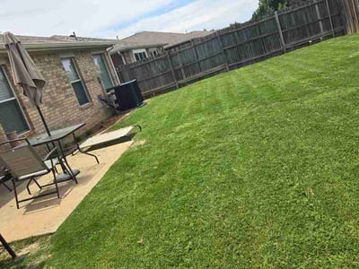 Lawn Care service in Alvarado, 76009