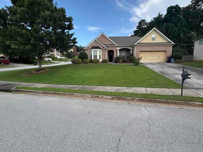 Lawn Care service in Merced, 95340