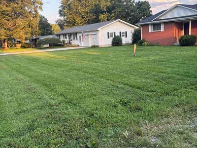 Lawn Care service in Newark, 43055