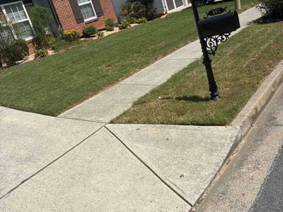 Lawn Care service in Branson, 65616