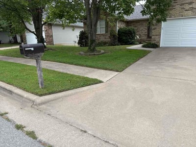 Lawn Care service in Nixa, 65714