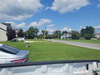 Lawn Care service in Waynesboro, 17268