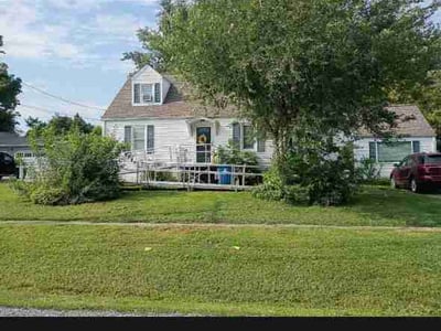 Lawn Care service in Alton, 62002