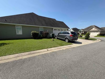 Lawn Care service in Brunswick, 31520