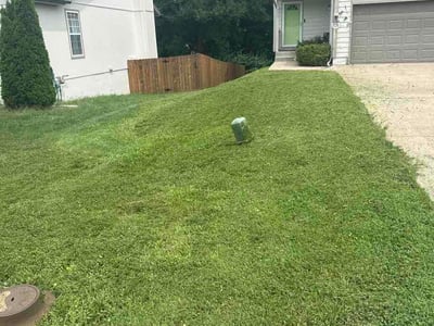 Lawn Care service in Jefferson City, 65101